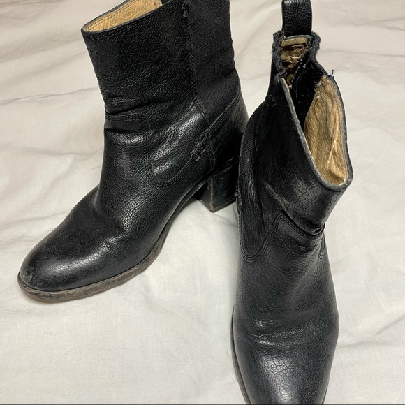 Frye Heeled Chelsea style boot - Picture 5 of 5